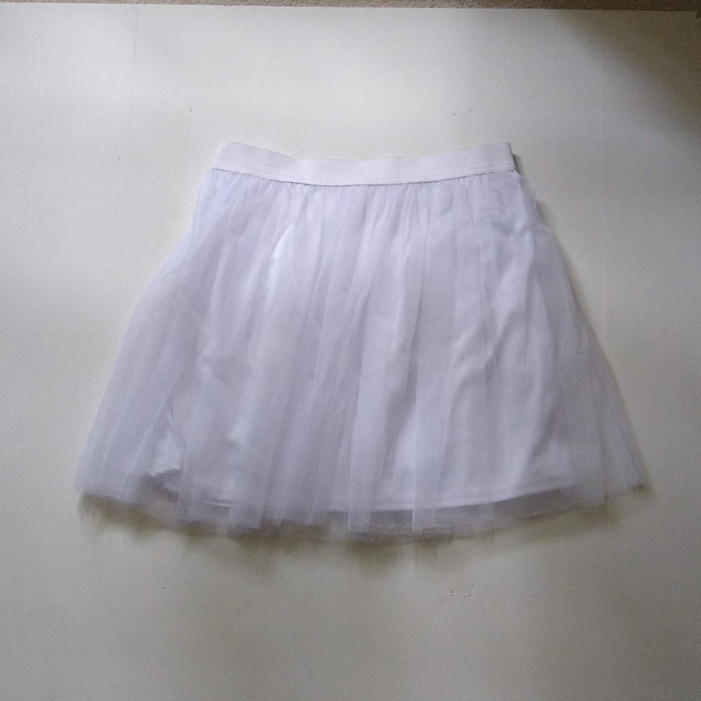 Spirit Halloween white tulle‎ mini skirt L